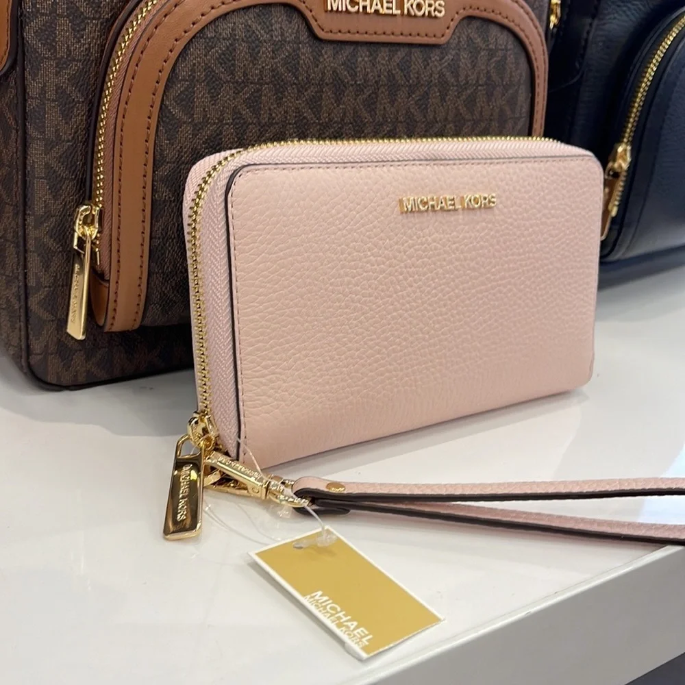 Michael Kors Jet Set Travel Large Flat Multifunction Phone Case Wristlet NWT
